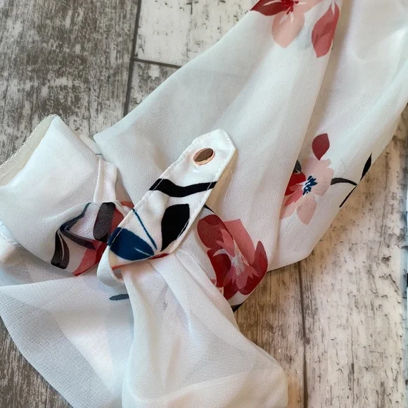 NEW | Candie’s Blouse - Picture 2 of 5